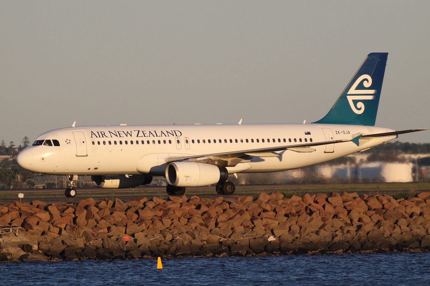 Air NZ evacuation took nearly double the safe time limit